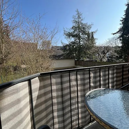 Appartamento Premium Naehe Rhein Und Innenstadt Mit 2 Baedern Terrasse Und Parkplatz Bonn