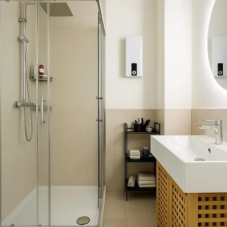 Appartamento Premium Naehe Rhein Und Innenstadt Mit 2 Baedern Terrasse Und Parkplatz